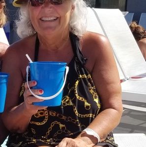 Meet your Posher, Rhonda